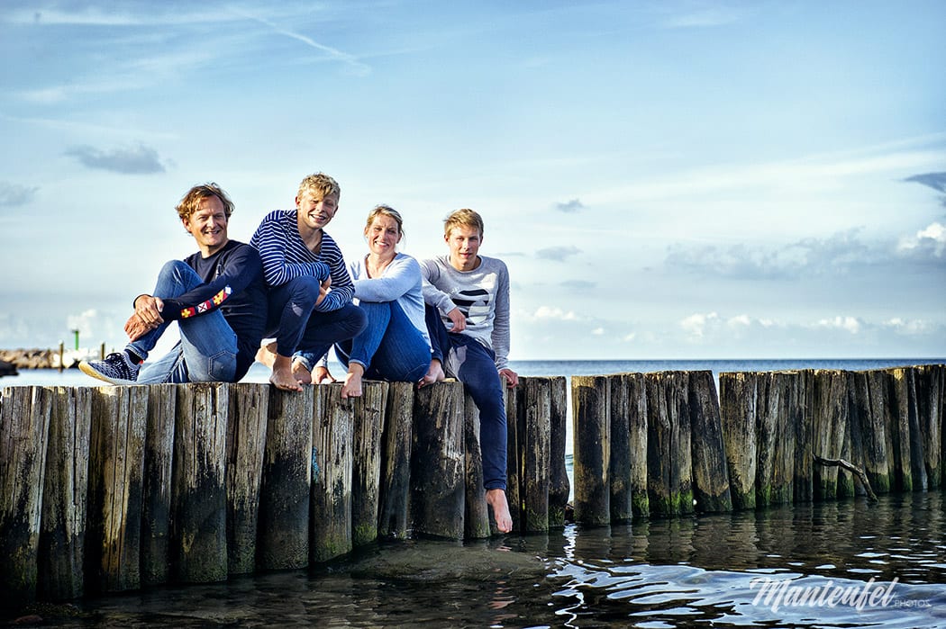 coole familienbilder familienfotograf kühlungsborn rerik heiligendamm mv yachthafen ostsee
